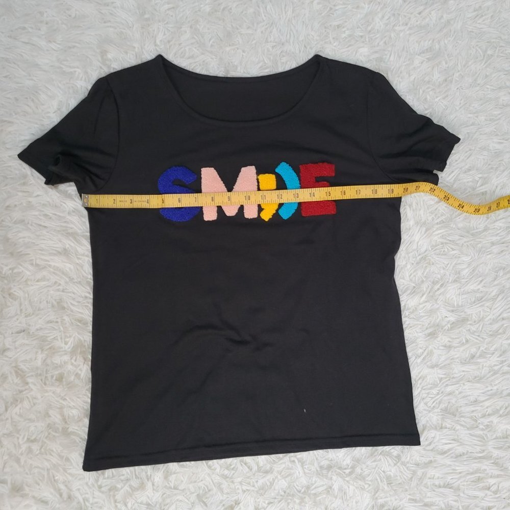 Black Tee Shirt Women with Embossed Thread Embroidered Multicolor "Smile" - Sz L - Picture 8 of 9